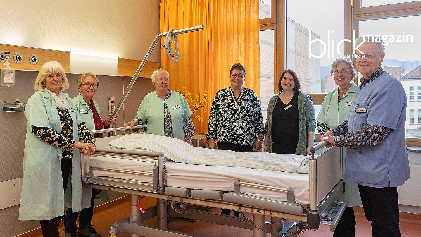Das Team der Grünen Damen der Diakonie-Kliniken Kassel, bei denen übrigens auch Männer mitmachen können. Die heißen dann Grüne Herren.