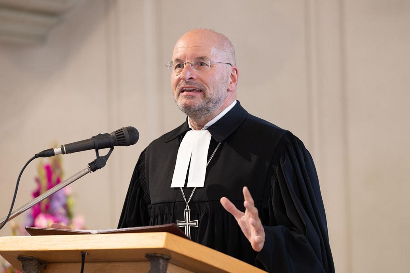 Propst Norbert Mecke während seiner Predigt Propst Norbert Mecke während seiner Predigt