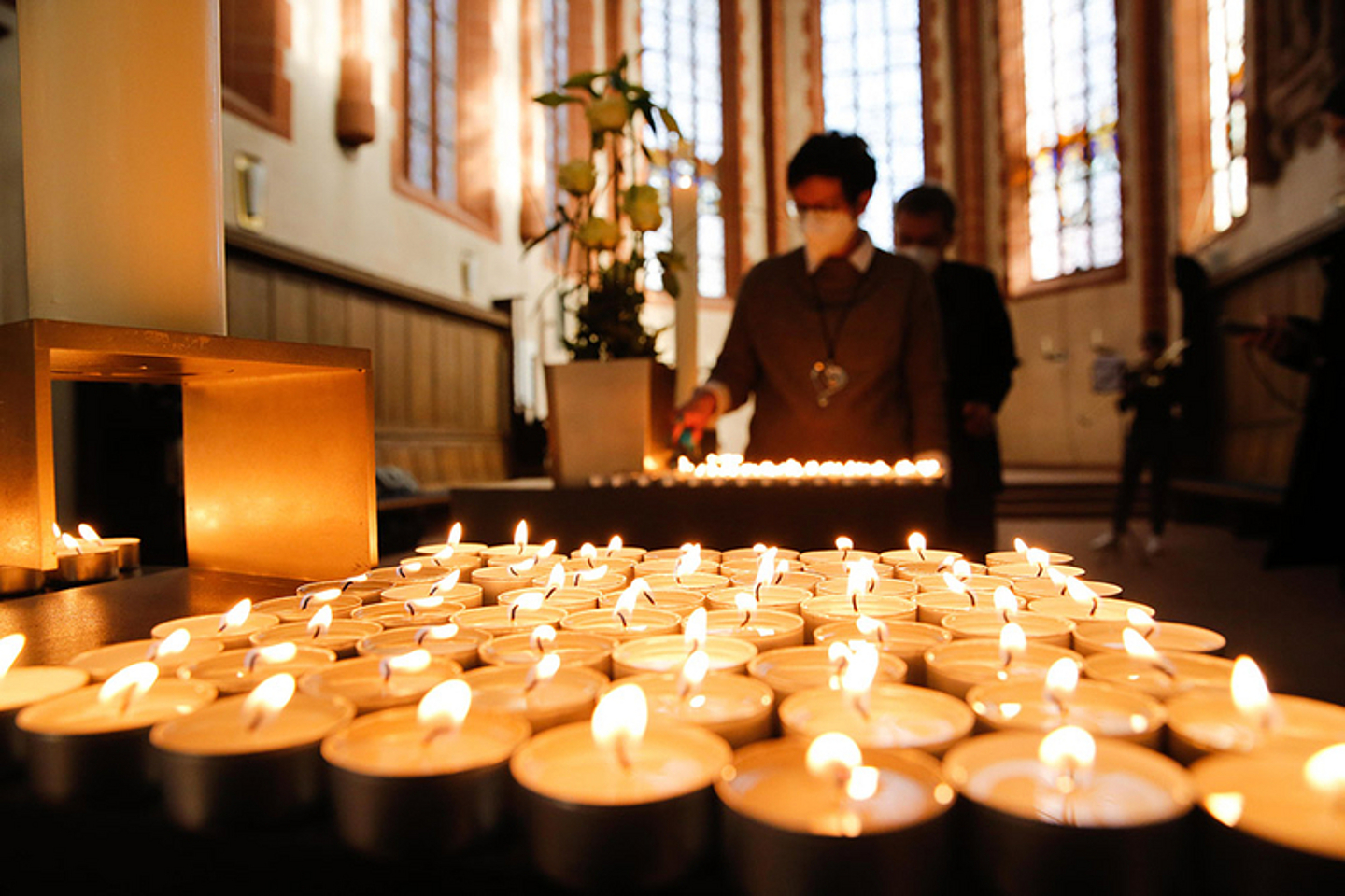 Kerzenmeer in der Hanauer Marienkirche (Foto: medio.tv/Schauderna)