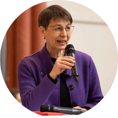 Portraitfoto von Sabine Bertram-Schäfer, Pröpstin der EKHN Portraitfoto von Sabine Bertram-Schäfer, Pröpstin der EKHN