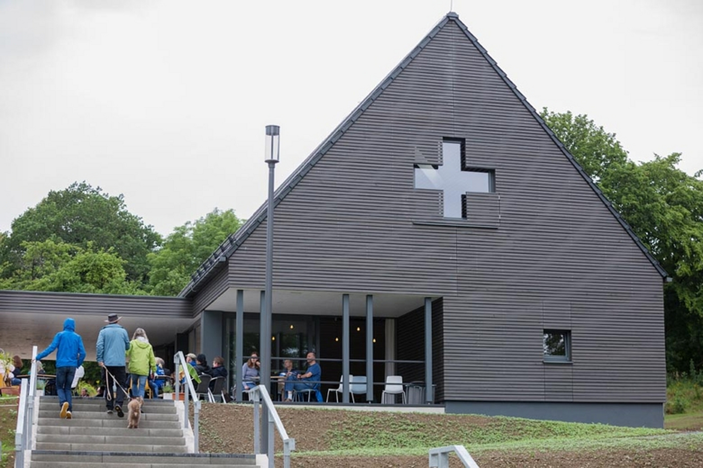 Abschied „alte Kirche im Grünen“/Willkommen „neue Kirche im Grünen“ Scheid