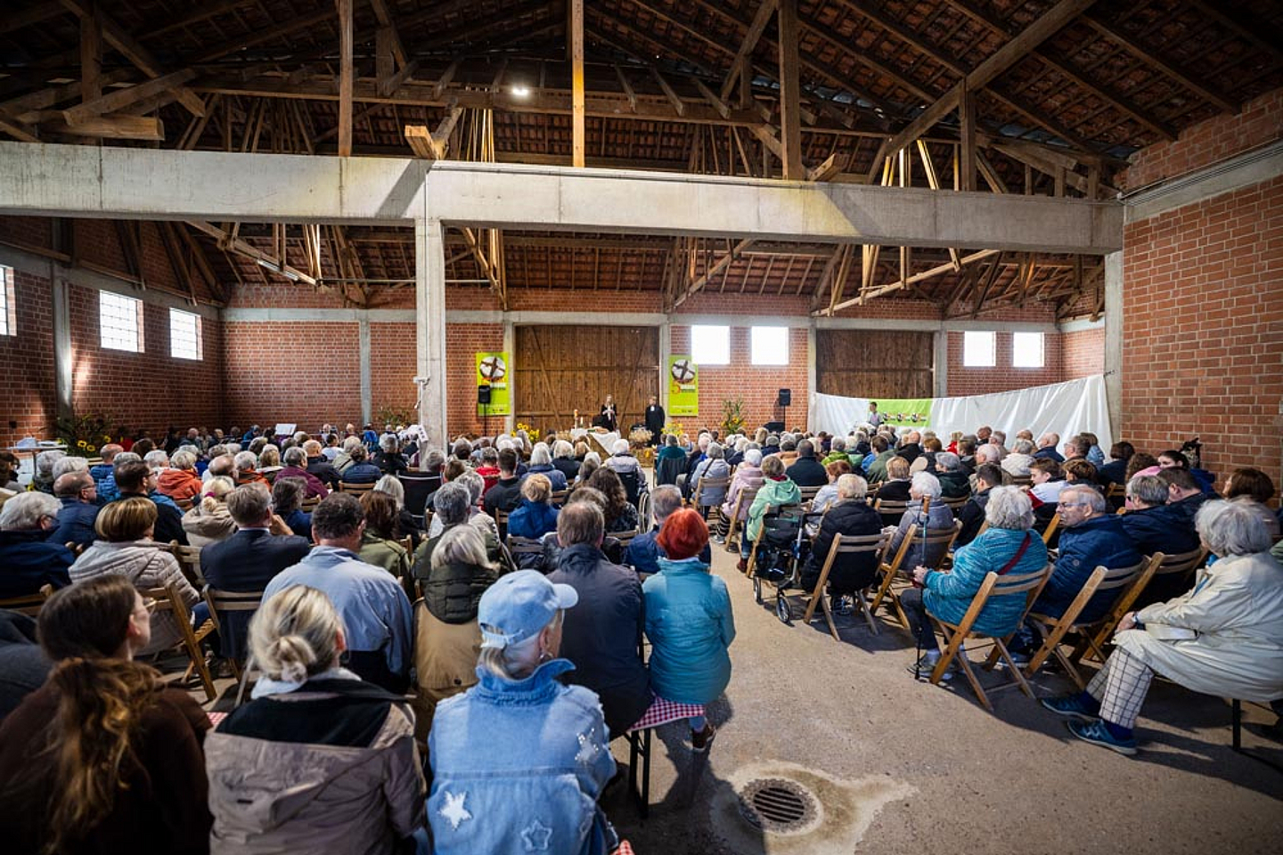 5.000 Brote - Konfis backen Brot für die Welt 5.000 Brote - Konfis backen Brot für die Welt - Eröffnungsgottesdienst am 28. September 2025 in Vellmar