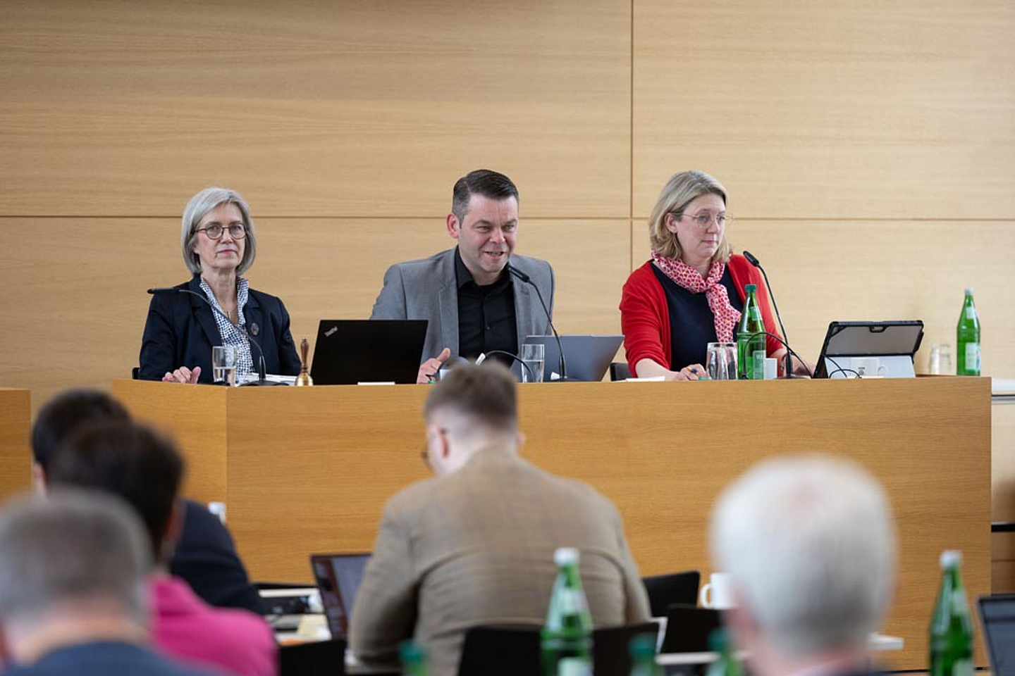 Der Synodalvorstand (v.l.): Dr. Isabel Schneider-Wölfinger Pfarrer Kristof Weisheit und Pfarrerin Beate Rilke