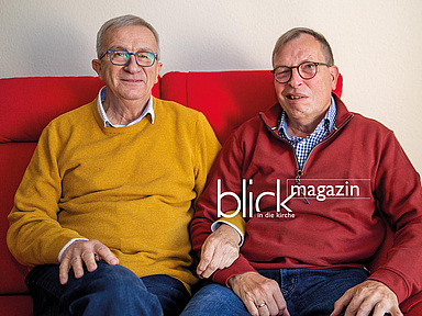 Seit 35 Jahren gemeinsam durchs Leben: Harald Switalla (links) und Herbert Horatz kämp- fen für gleiche Rechte, Kraft gibt ihnen auch der Glaube