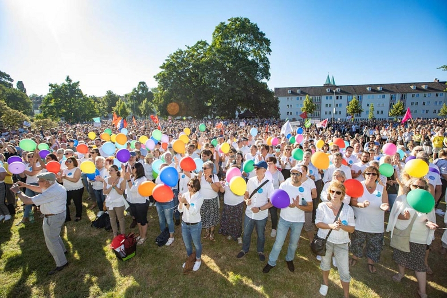 Kundgebung am 27.6.2019 in Kassel für Demokratie, Tolerenz und Weltoffenheit. (Foto: medio.tv/Schauderna)