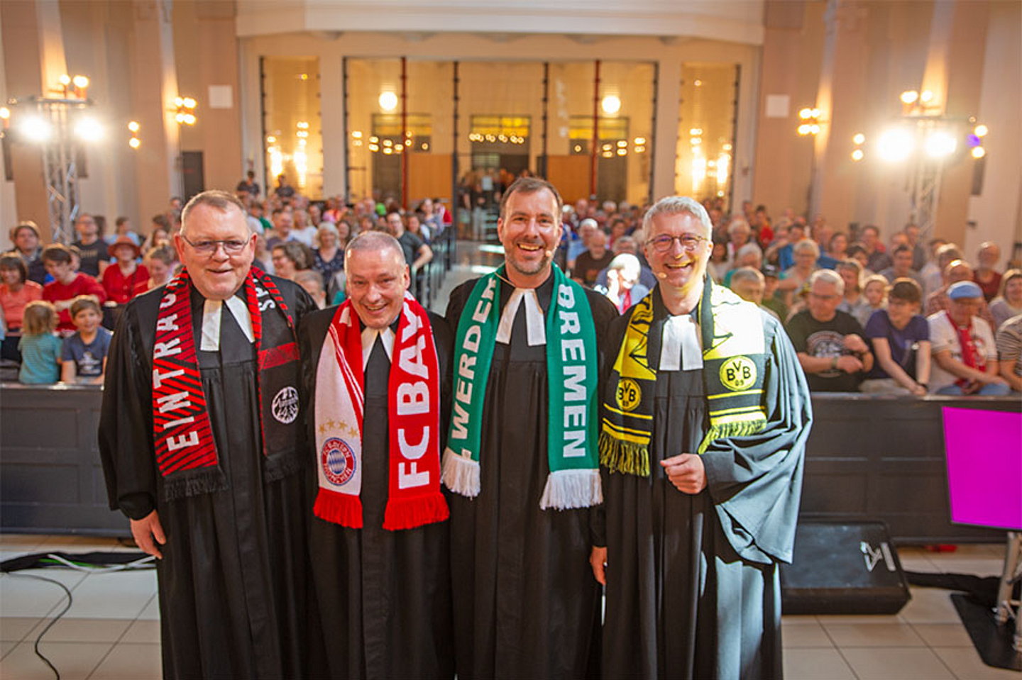 Fußballgottesdienst mit Michael Zehender, Wilfried Marnach, Bernd Seifert und Frank Nico Jaeger