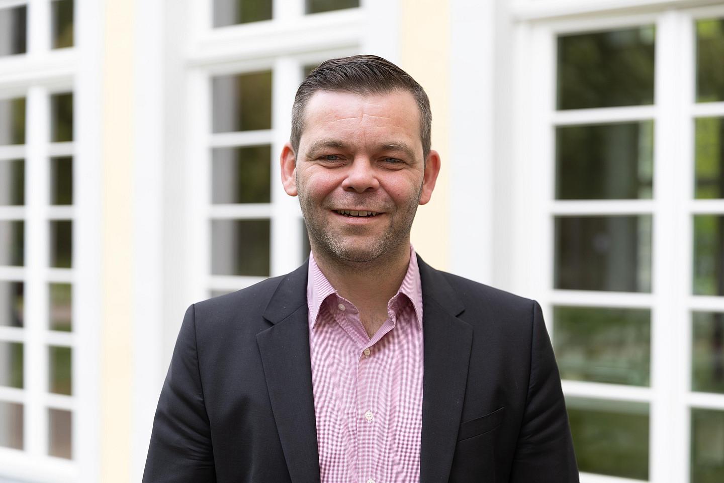 Pfarrer Kristof Weisheit ist als 2. Beisitzer in den Synodalvorstand gewählt worden.