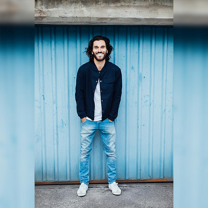 Vladimir Kornéev ist erfolgreicher Sänger und Schauspieler