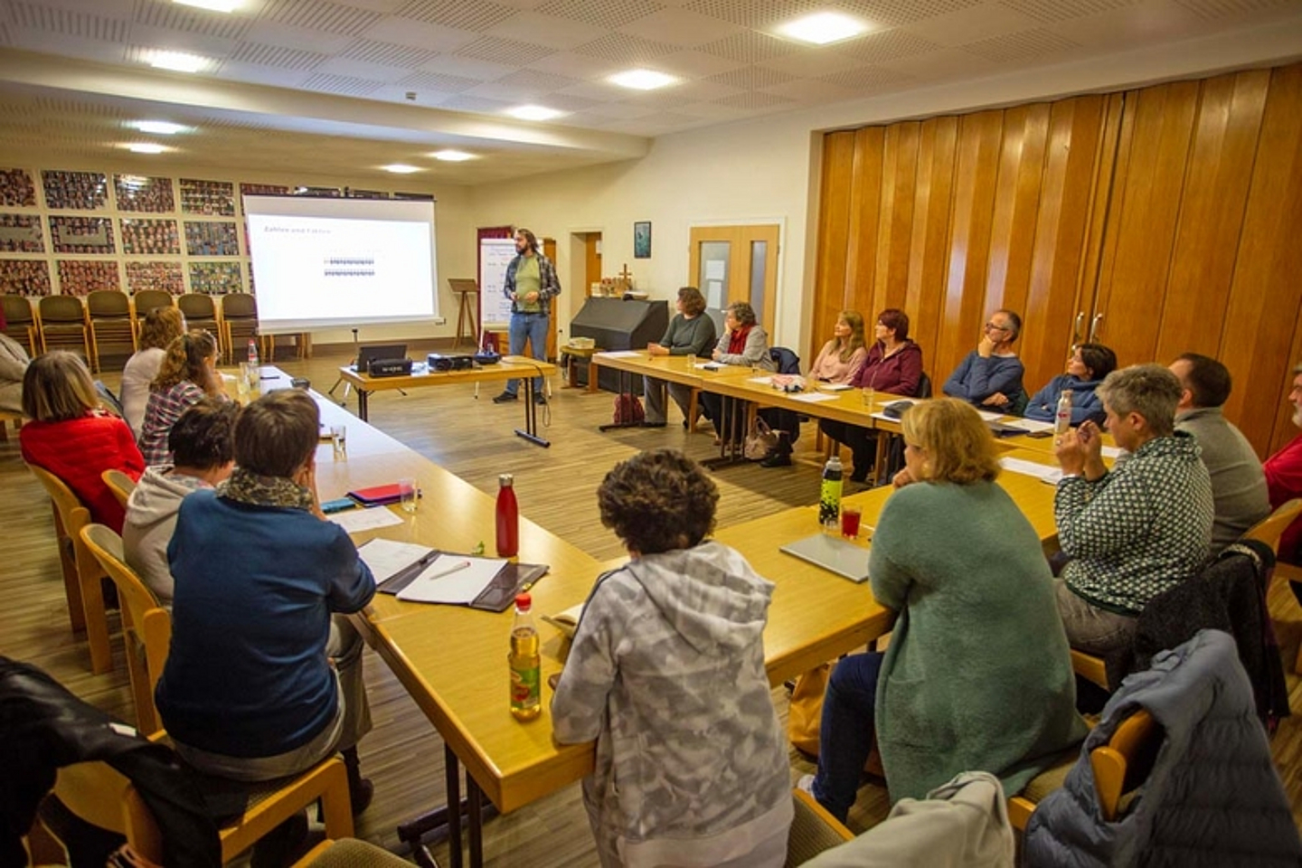 Präventionsschulung zum Thema «Sexualisierte Gewalt» in Vollmarshausen. (Foto: medio.tv/Dellit)