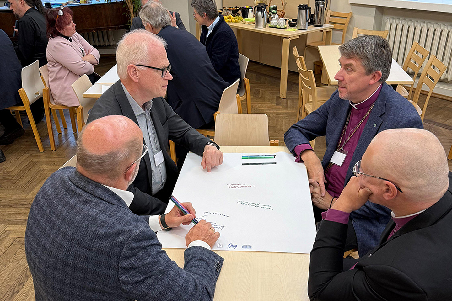 Konsultation der EKKW-Delegation mit Personen der estnischen Partnerpropsteien und der EELK-Kirchenleitung Konsultation der EKKW-Delegation mit Personen der estnischen Partnerpropsteien und der EELK-Kirchenleitung
