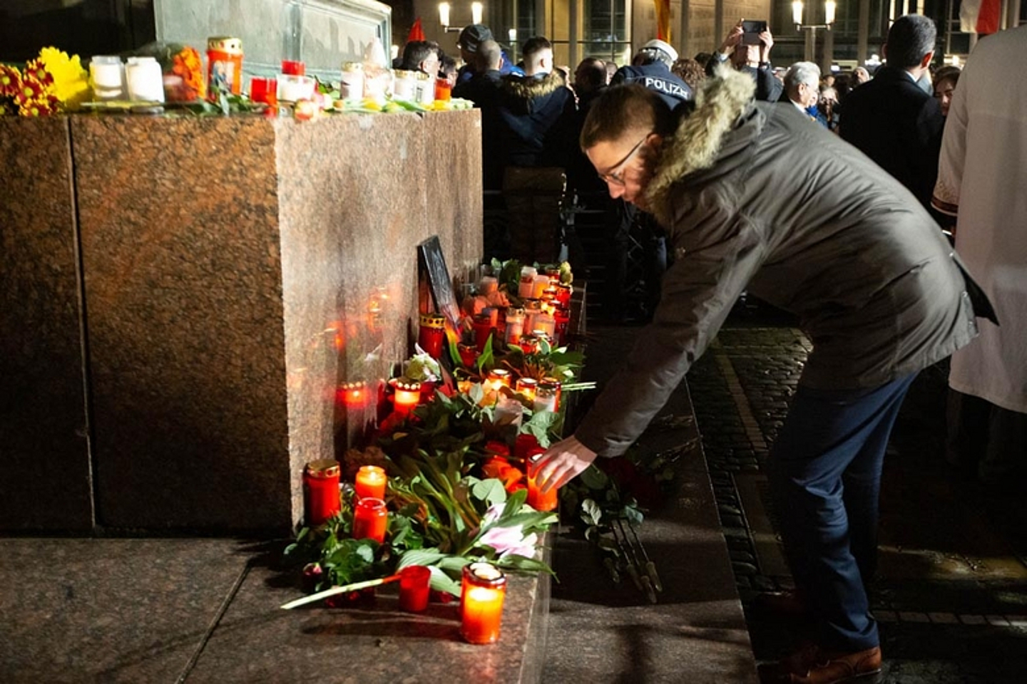 Mahnwache rechtsextremistischer Anschlag Hanau