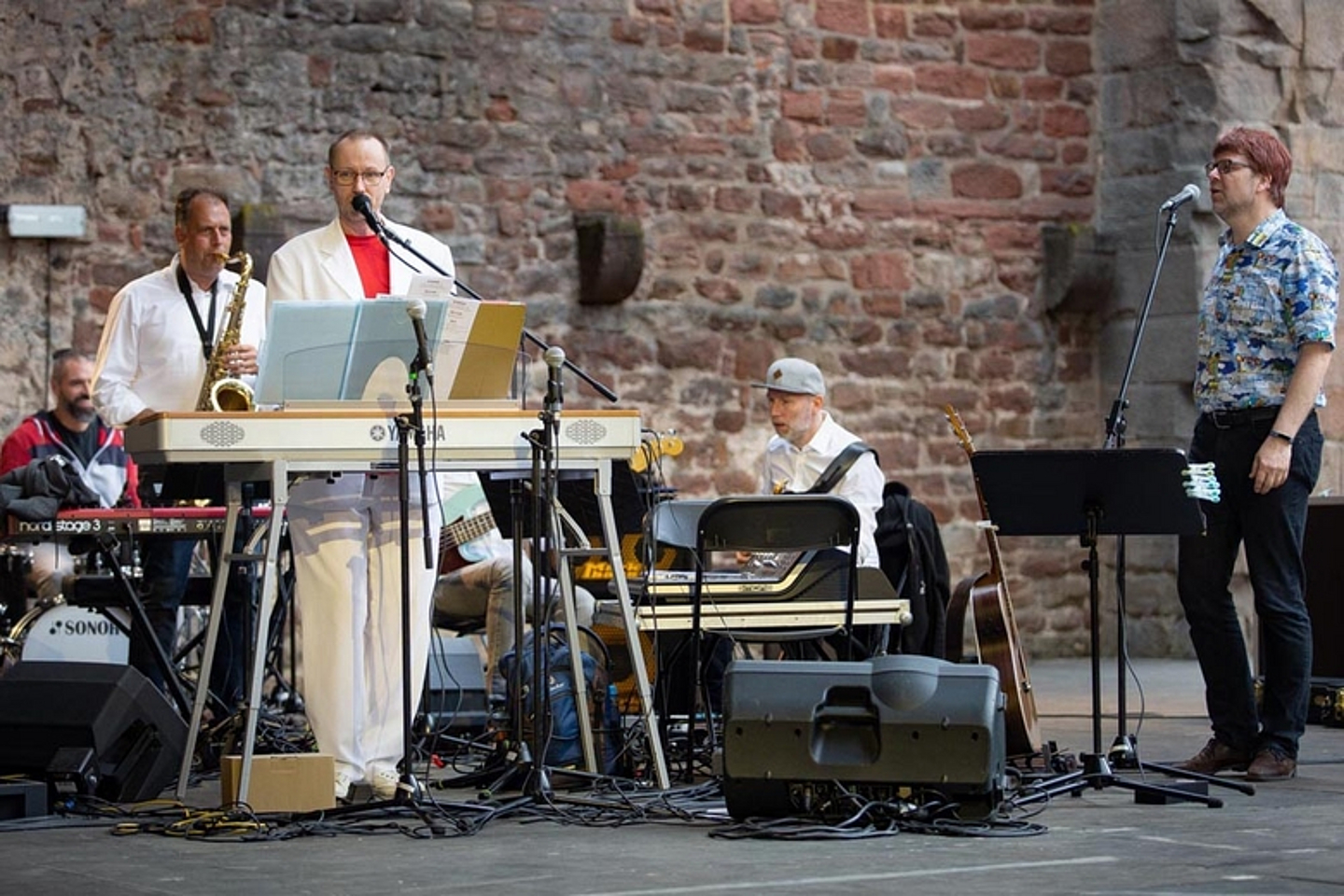 Ökumenischer Pfingstmontags-Gottesdienst (10.6.) in der Stiftsruine auf dem Hessentag 2019 in Bad Hersfeld. (Foto: medio.tv/Schauderna)