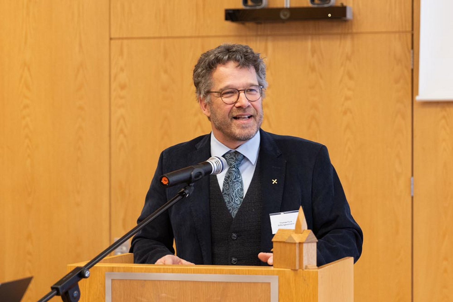 Laudatio für die Ev. Kirchengemeinde Kleinschmalkalden durch Vorstandsmitglied Pfarrer Thomas Funk