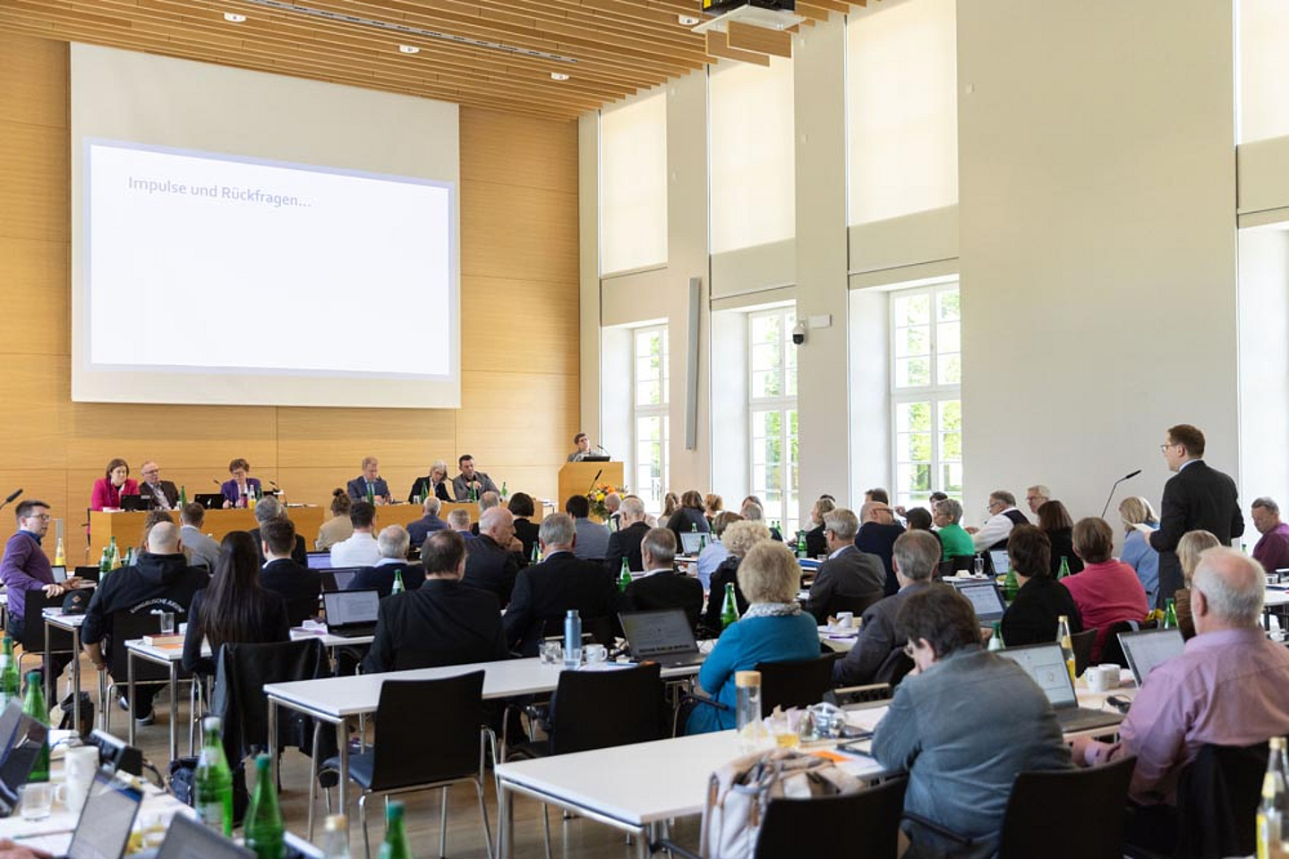 Rückfragen aus der Synode: Vom Forum Bildung und der Evangelischen Akademie Hofgeismar zum Evangelischen Forum Bildung der EKKW