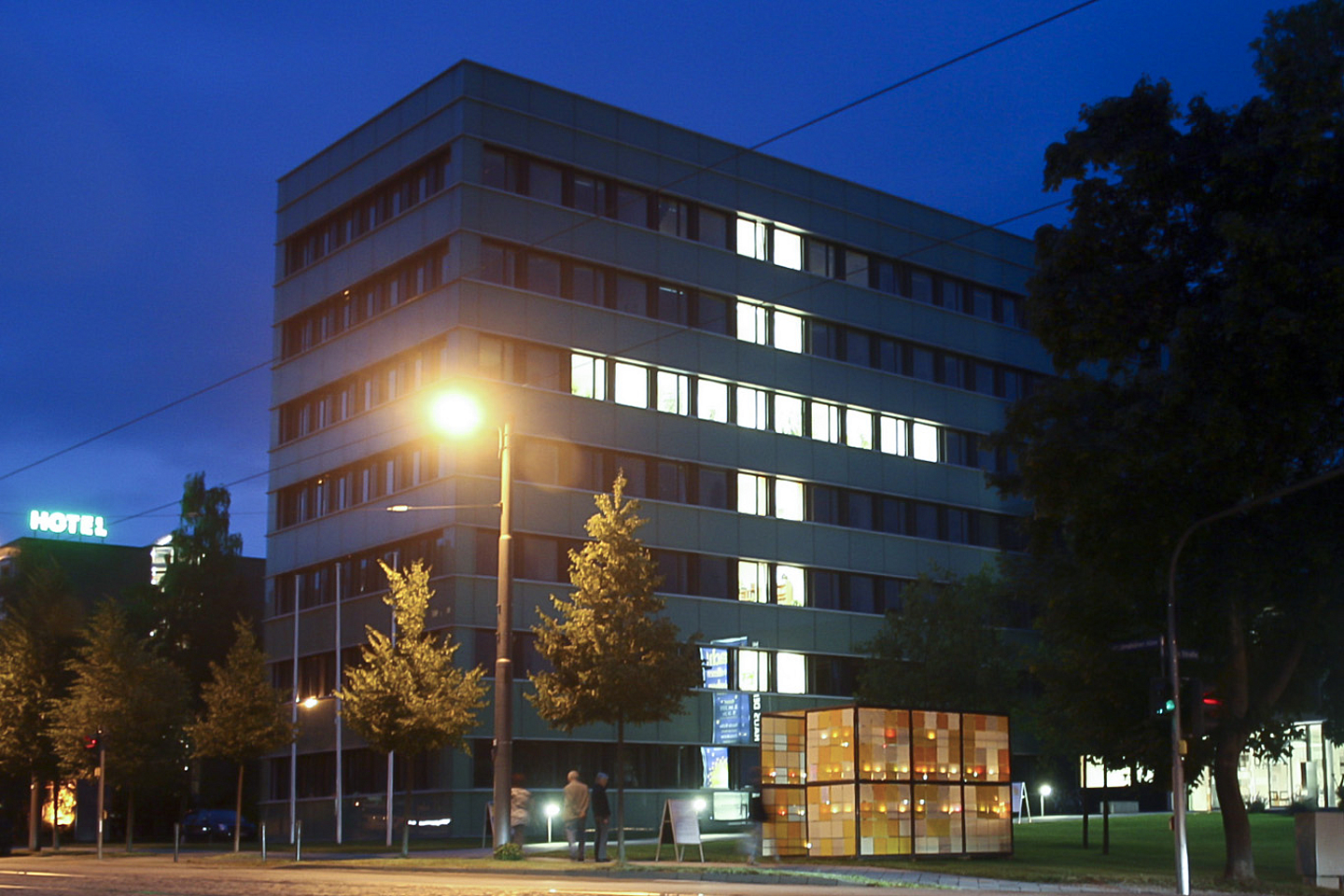 Haus der Kirche - Aussenansichten