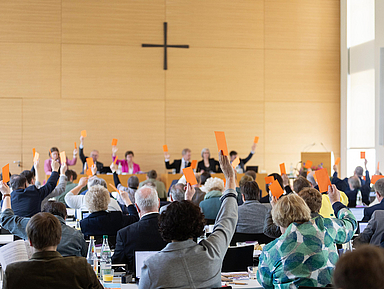 Blick in den Synodalsaal der Evangelischen Tagungsstätte in Hofgeismar