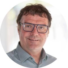 Portraitfoto von Martin Michel Portraitfoto von Martin Michel
