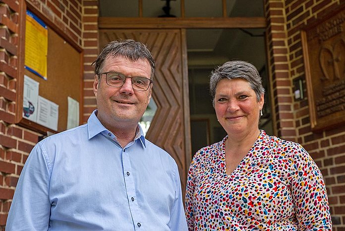 Schulleiterin Dr. Anke Holl und Stellvertreter Martin Michel (Foto: medio.tv/Dellit)