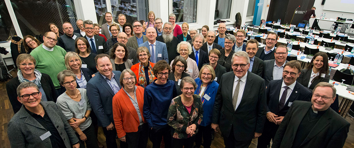 Konstituierung des Gemeinsamen Präsidiums des 3. Ökumenischen Kirchentages am 7.Dezember 2018 in der Evangelischen Akademie Frankfurt. (Foto: Heike Lyding)