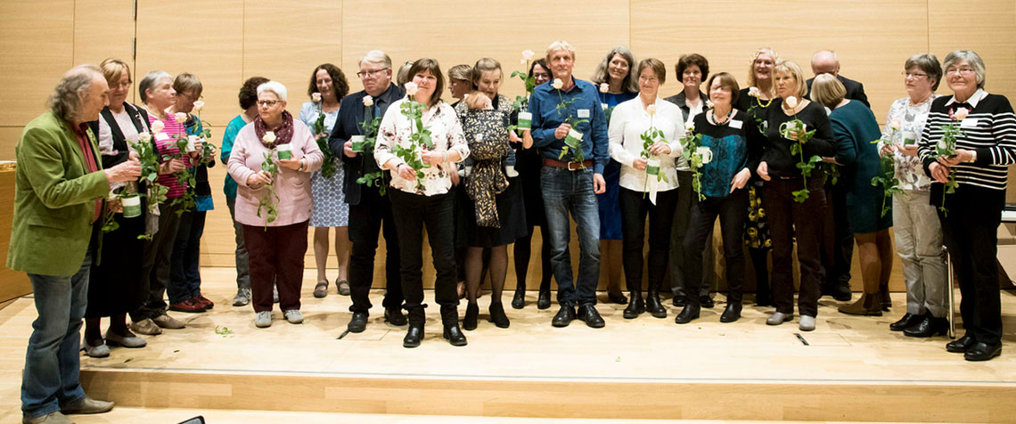 Bei der Veranstaltung wurden Frauen und Männer geehrt, die Seelsorge und Beratung für Familienbetriebe anbieten und sich dazu ausbilden ließen. (Foto: medio.tv/Balzer)