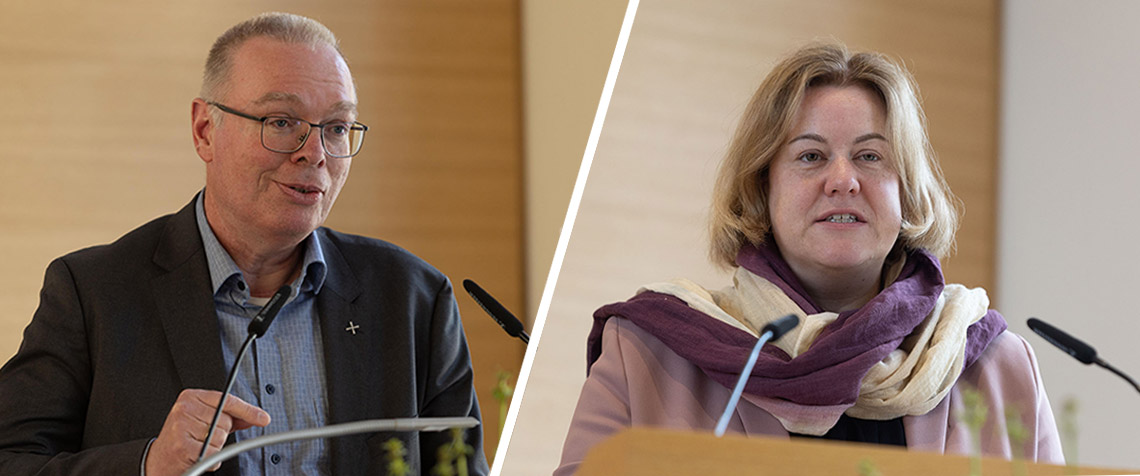 Erläuterten vor der Synode die Lage der kirchlichen Finanzen und mögliche Perspektiven: Prälat Burkhard zur Nieden und Vizepräsidentin Dr. Katharina Apel. (Fotos: medio.tv/Schauderna)