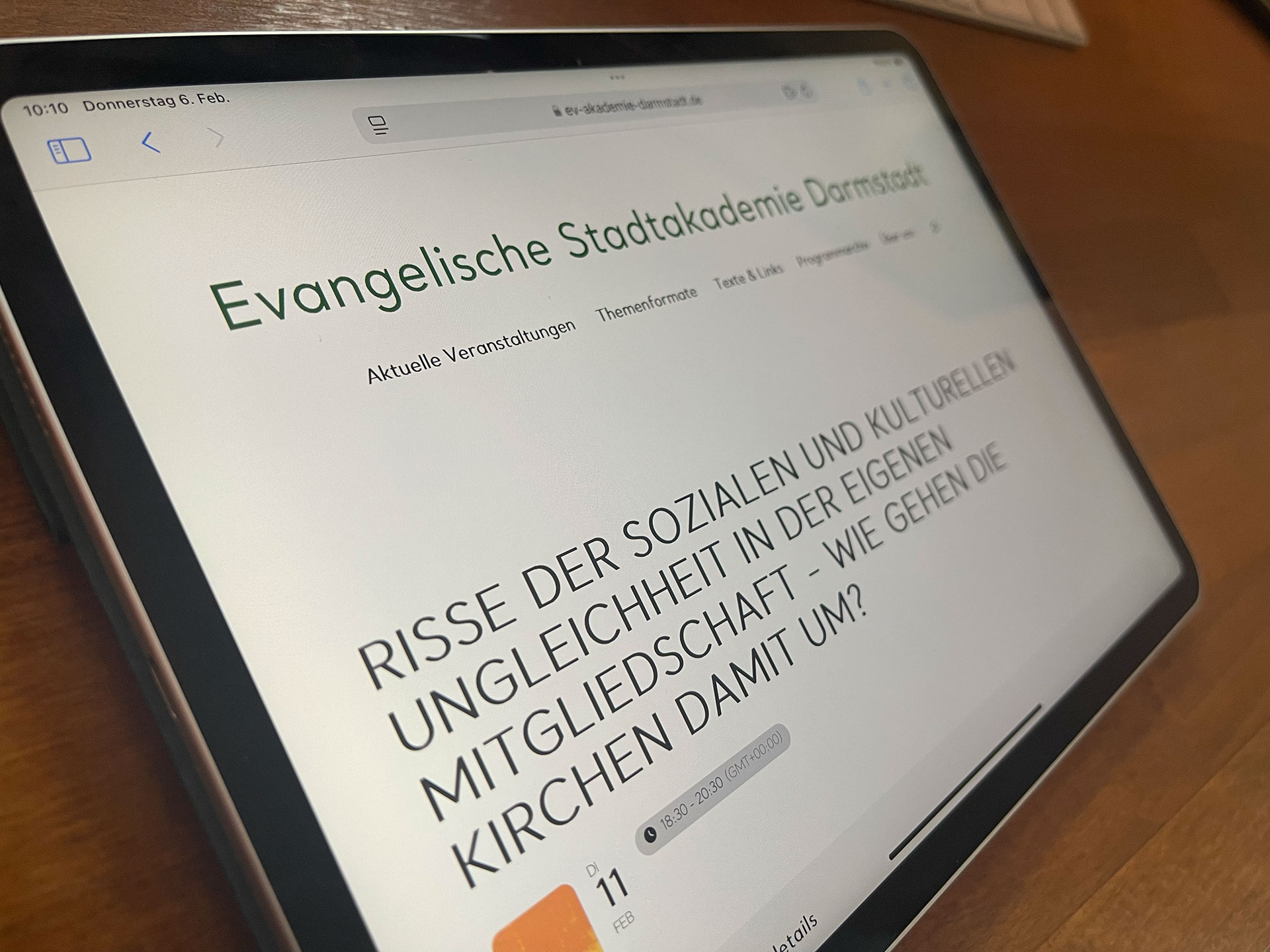 Unser Foto zeigt die Website der Akademie mit der Veranstaltungsankündigung