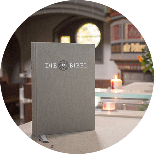 Altarbibel in der Kasseler Christuskirche Altarbibel in der Kasseler Christuskirche